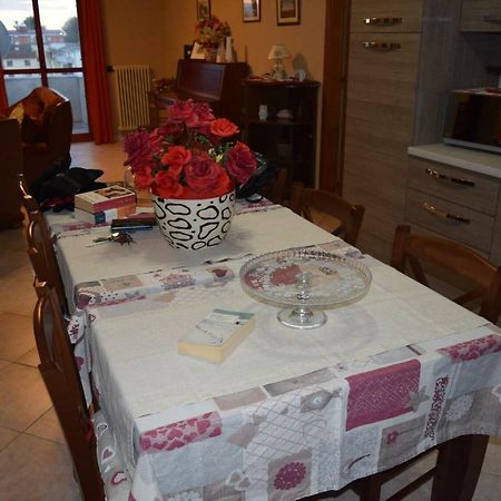 Bed and Breakfast Amici Di Hackert Казерта Экстерьер фото